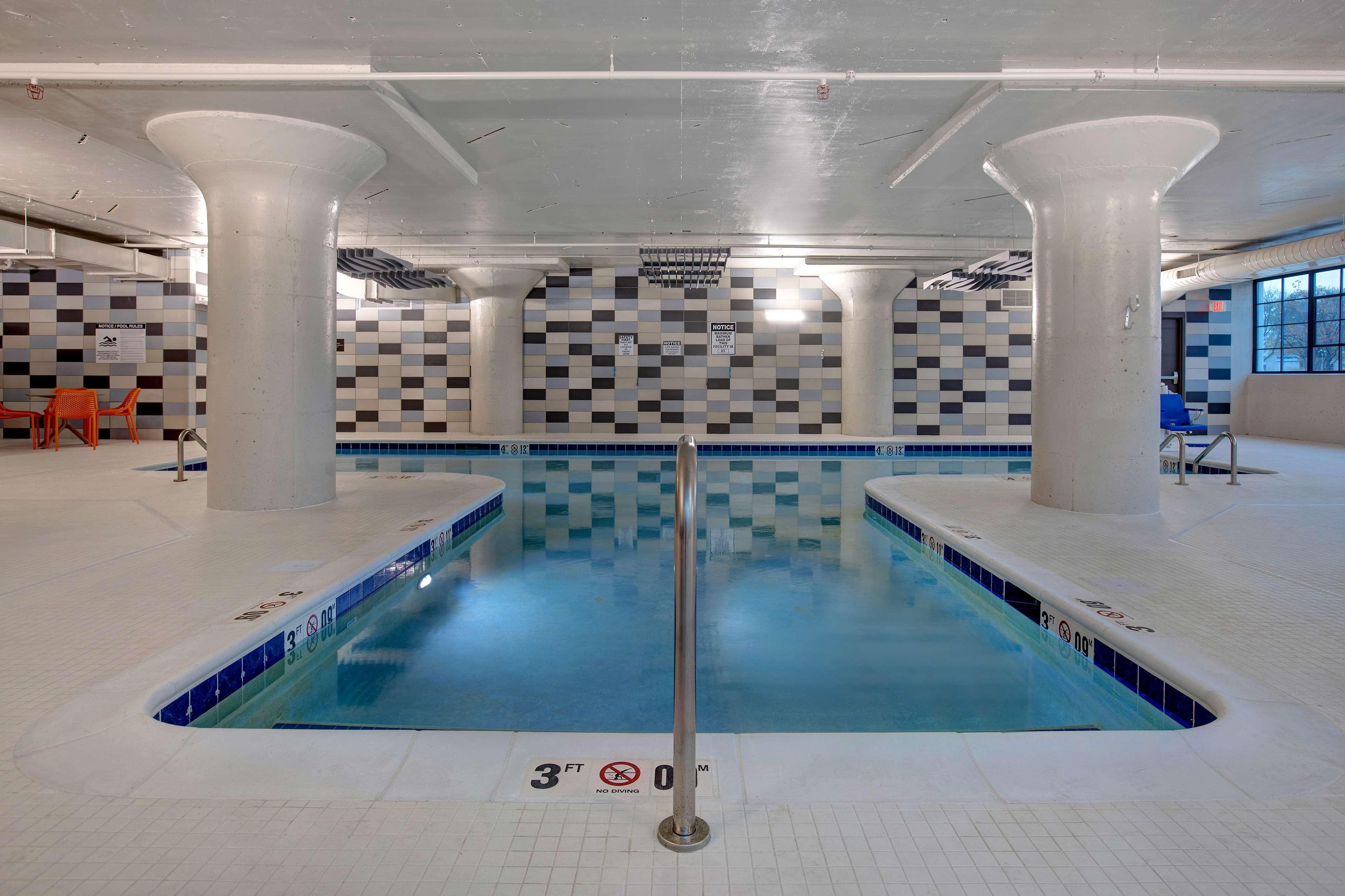 Embassy Suites By Hilton Rockford Riverfront Dış mekan fotoğraf