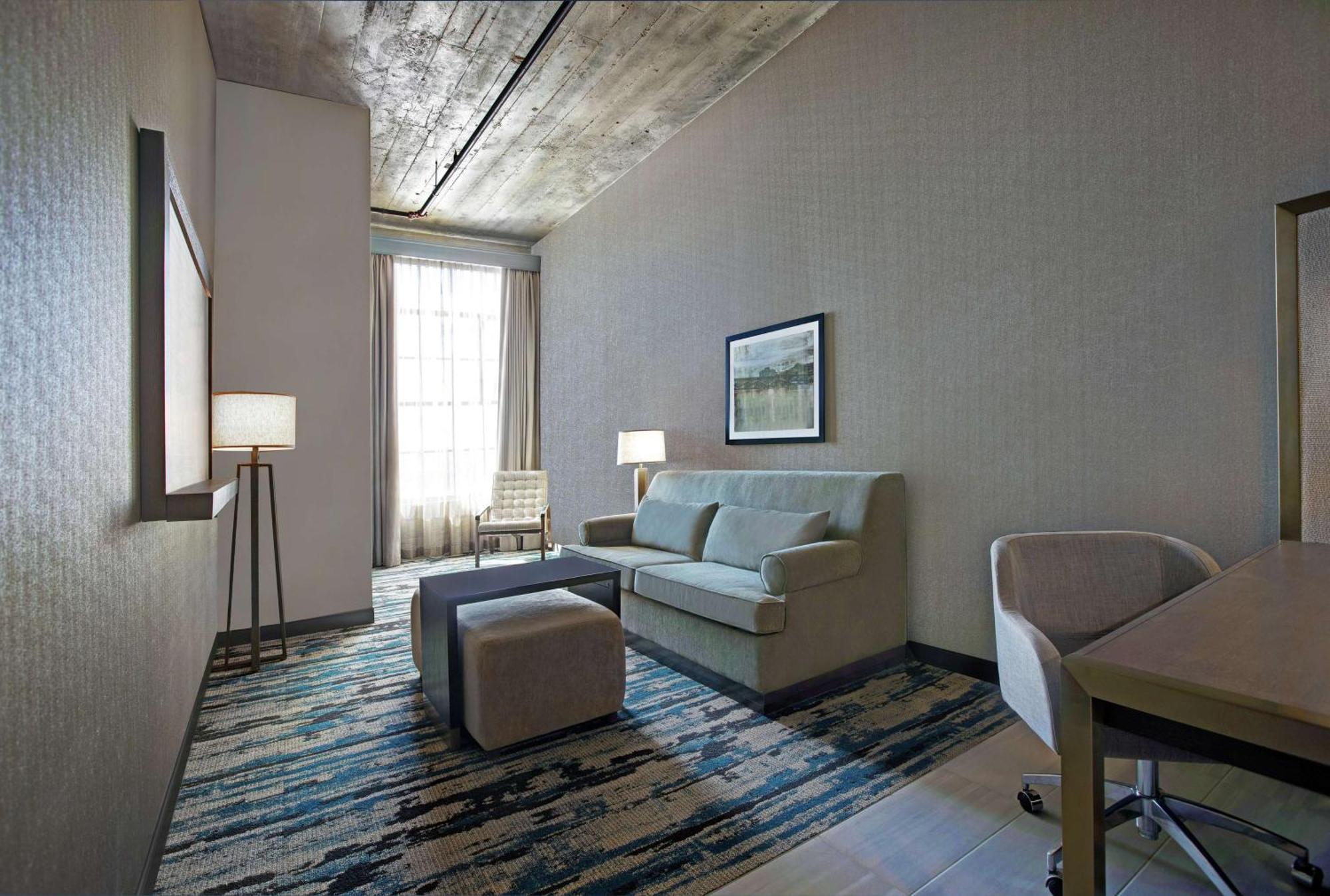 Embassy Suites By Hilton Rockford Riverfront Dış mekan fotoğraf