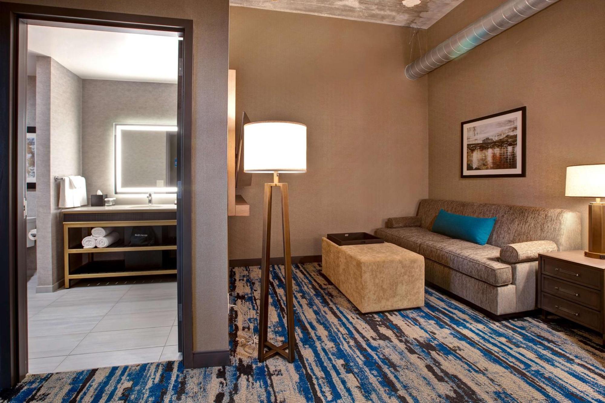 Embassy Suites By Hilton Rockford Riverfront Dış mekan fotoğraf