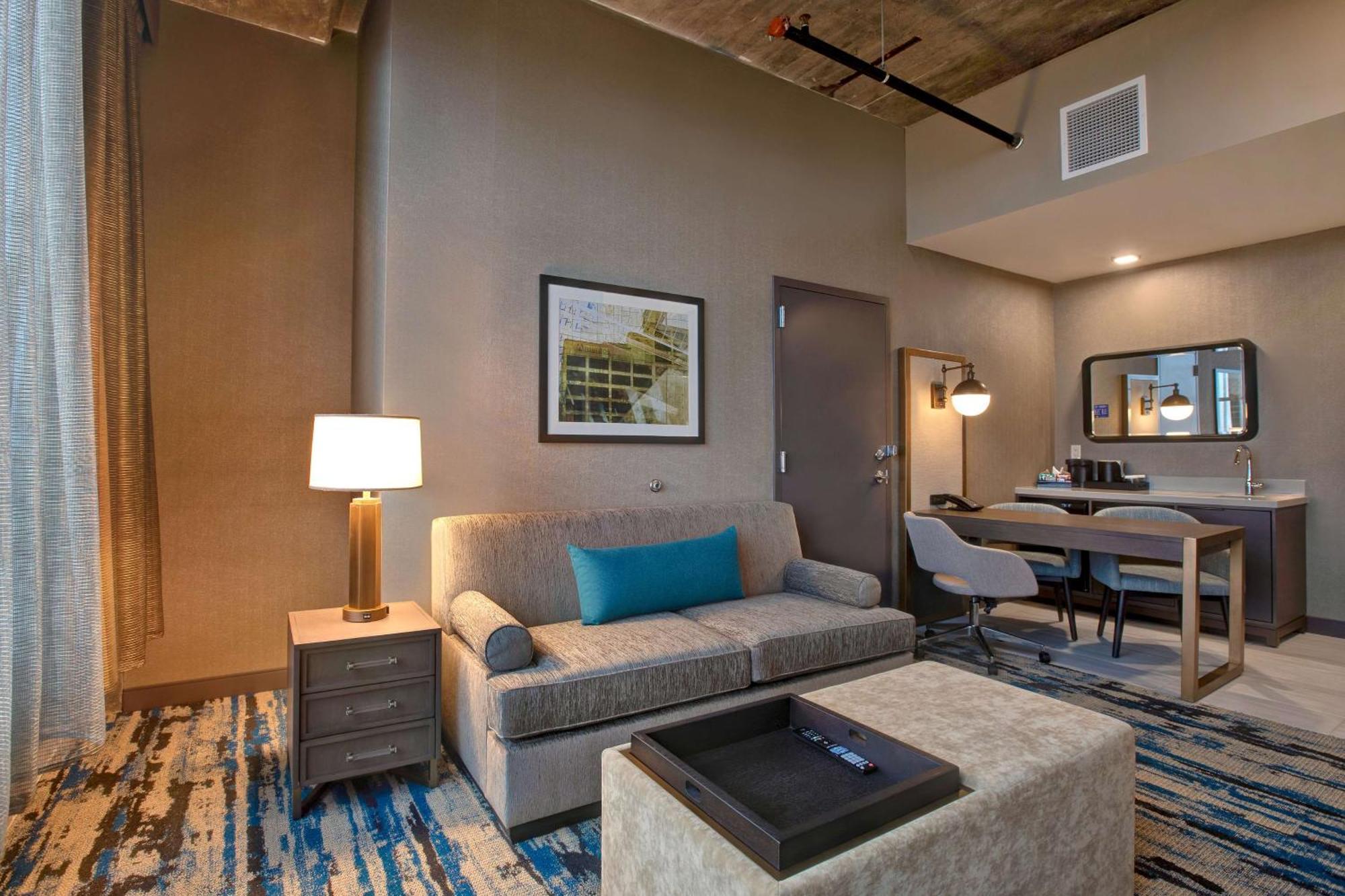 Embassy Suites By Hilton Rockford Riverfront Dış mekan fotoğraf
